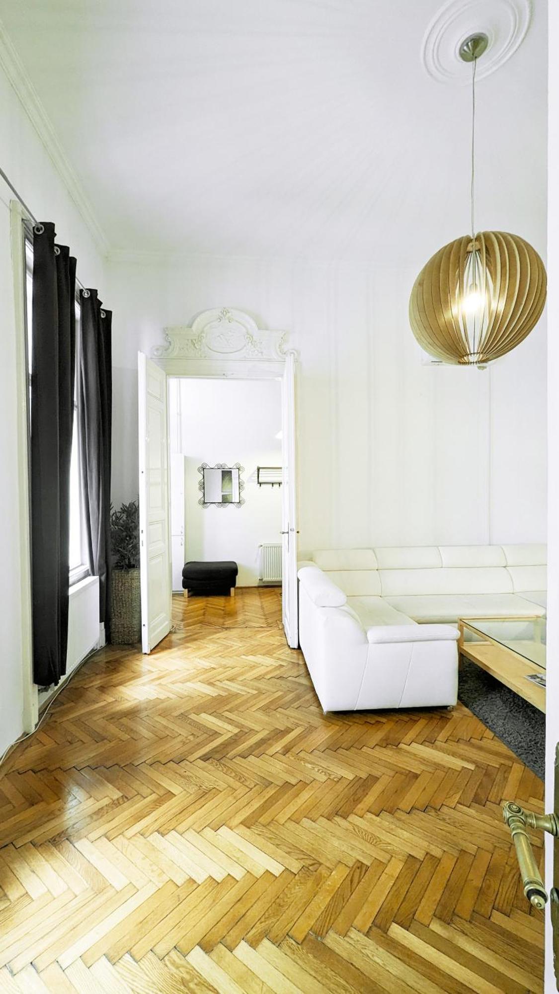 Heart Of The City, Entire Very Big Apartment Budapeste Exterior foto