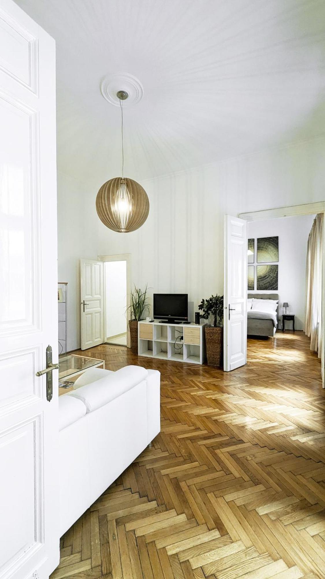 Heart Of The City, Entire Very Big Apartment Budapeste Exterior foto