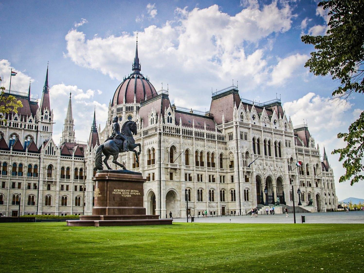 Heart Of The City, Entire Very Big Apartment Budapeste Exterior foto